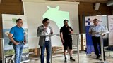 Erich Eberli (die Mitte, SG), Moderator Urs Schnider, Thomas Steinmann (EDU, ZH) und Marco Gadient (SVP, SG). (Bild: Daniela Clemenz)